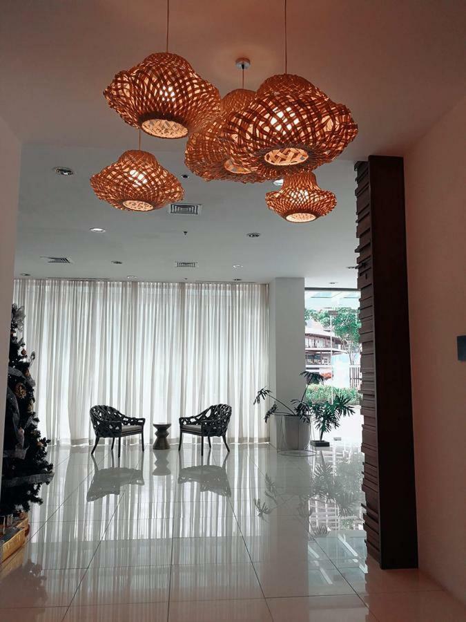 Lustra Studio Davao City Eksteriør billede