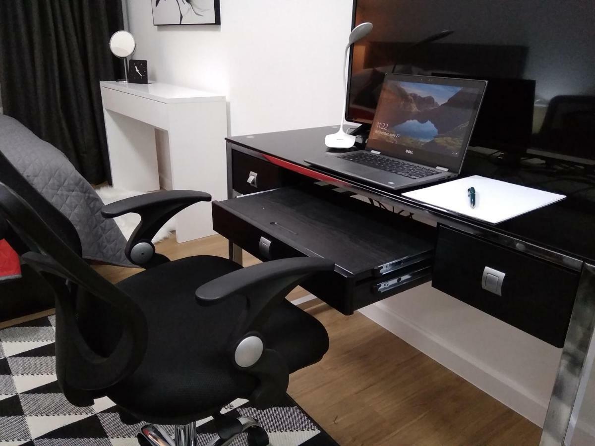 Lustra Studio Davao City Eksteriør billede